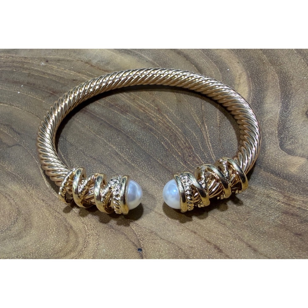 Gold Tone Cable Twist Cuff Bracelet with Faux Pearl Accents‎ Open End Rope Style